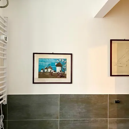 Casa Genova 1/2/3 * トリノ